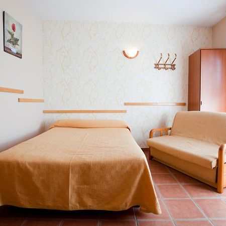 Apartamentos Rurales "La Fuentecilla" Banos De Montemayor Ngoại thất bức ảnh