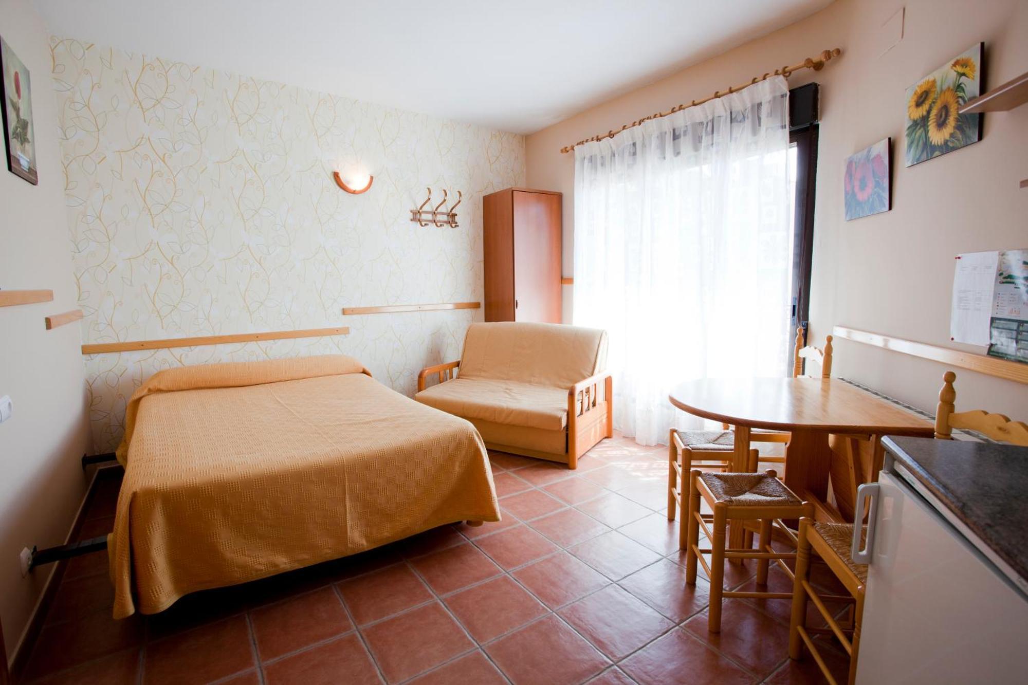 Apartamentos Rurales "La Fuentecilla" Banos De Montemayor Ngoại thất bức ảnh